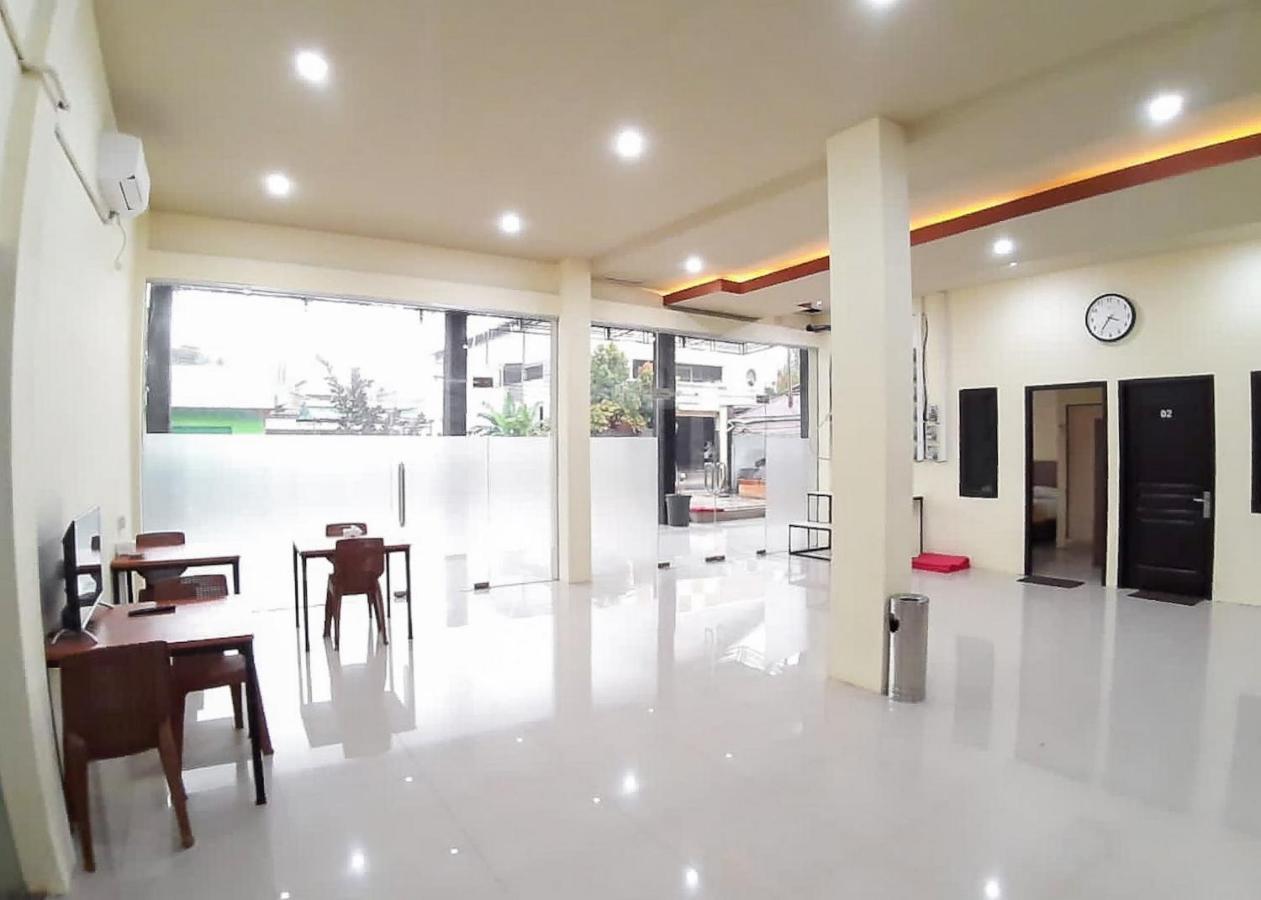 Reddoorz Syariah Near Transmart Jambi 2 Hotel Palmerah Екстериор снимка