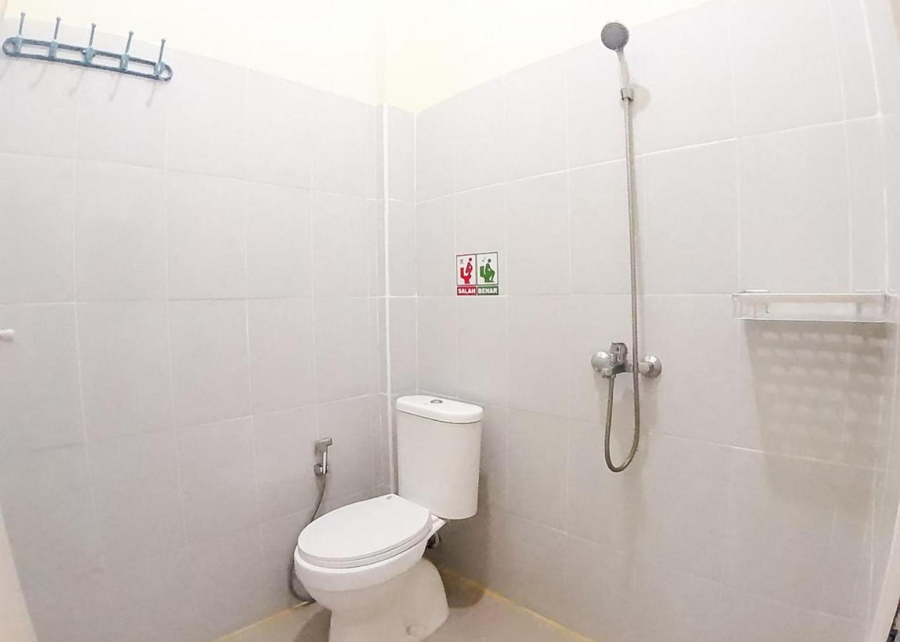 Reddoorz Syariah Near Transmart Jambi 2 Hotel Palmerah Екстериор снимка
